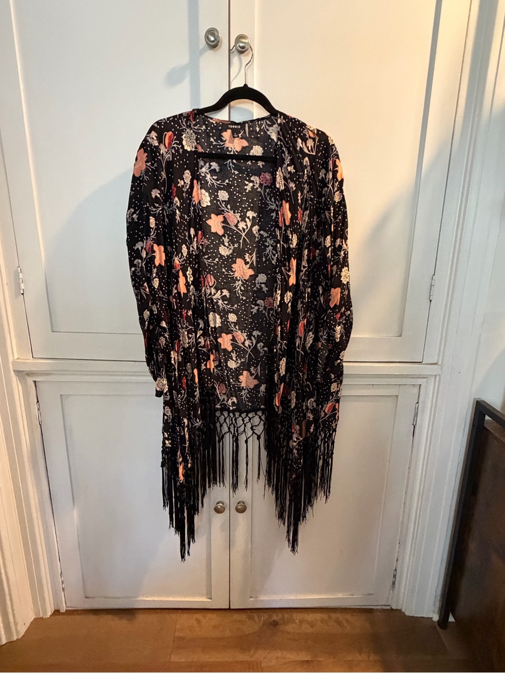 Black Floral Fringe Open-Front Women’s shawl like top